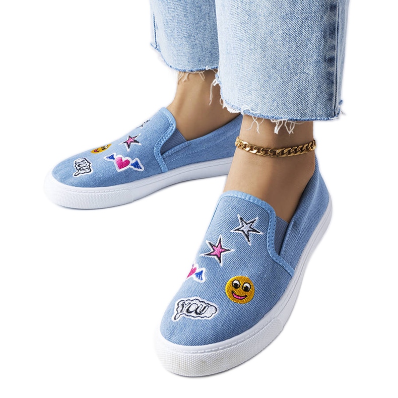 BM Baskets bleu ciel patchs Giguère