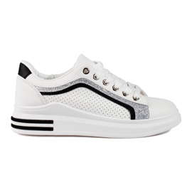 Baskets Shelovet pour femmes sur une plate-forme haute blanc