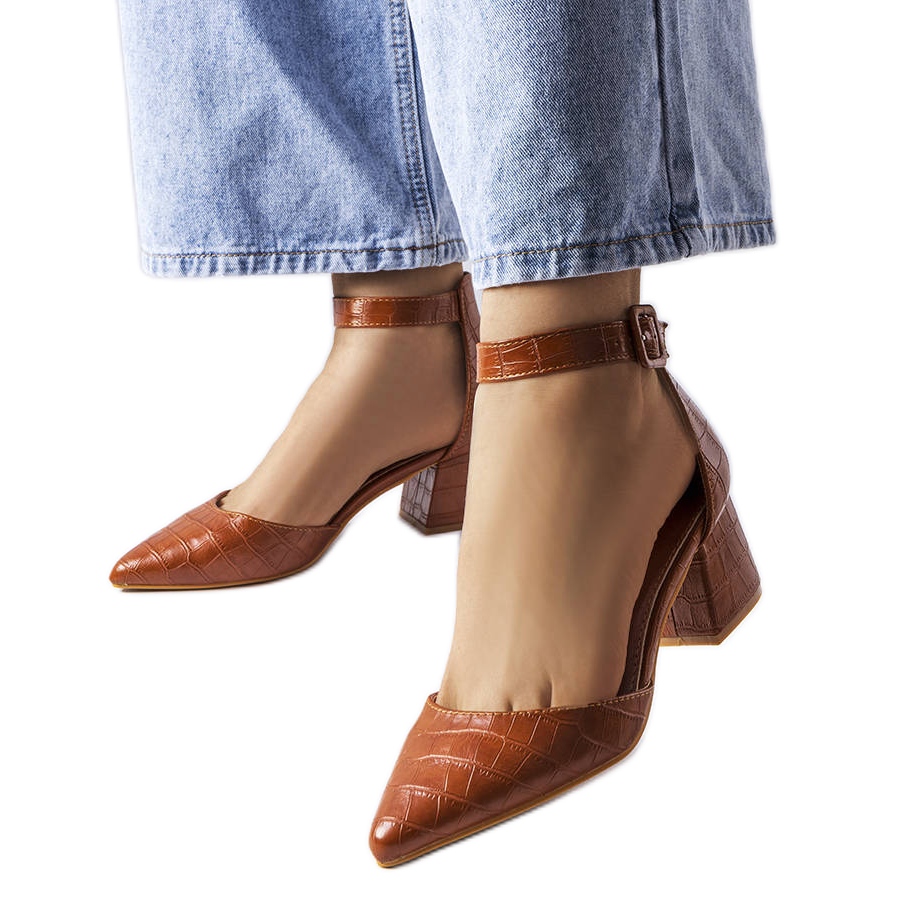 Escarpin marron talon shop carré