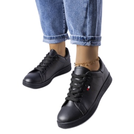 Baskets noires en éco-cuir Mothé