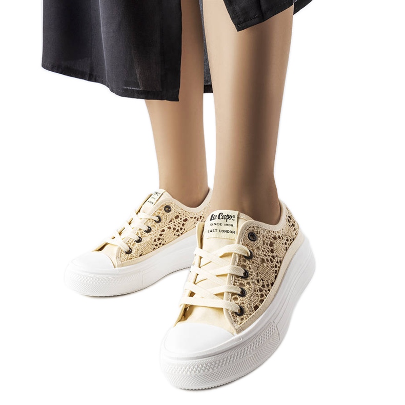 Baskets ajourées beiges Lee Cooper LCW23-44-1620
