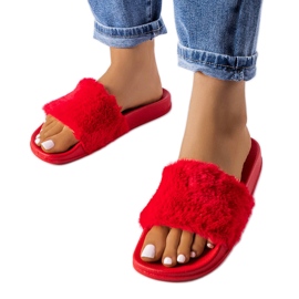 Claquettes rouges avec fourrure de Raffaele