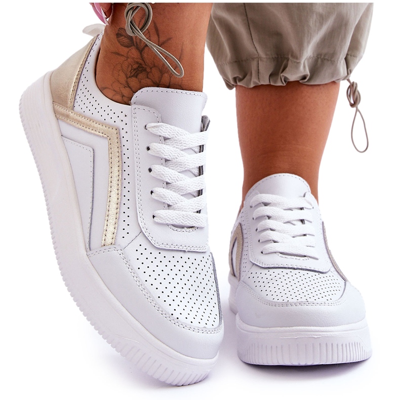 Chaussures de Sport Perforées en Cuir pour Femme Blanc et Or Carvalo blanche Chaussures de Sport Perforées en Cuir pour Femme Blanc et Or Carvalo blanche