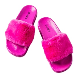 Claquettes roses avec fourrure de Raffaele Claquettes roses avec fourrure de Raffaele