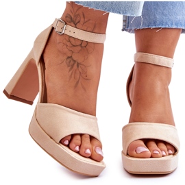 Sandales à Plateforme Classiques en Daim Beige Classy