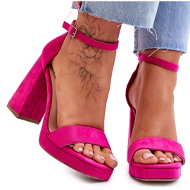 Sandales en daim à talons carrés Fuchsia Merila à la mode rose