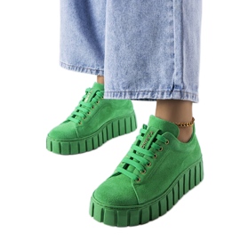 Escarpins en daim vert Karino