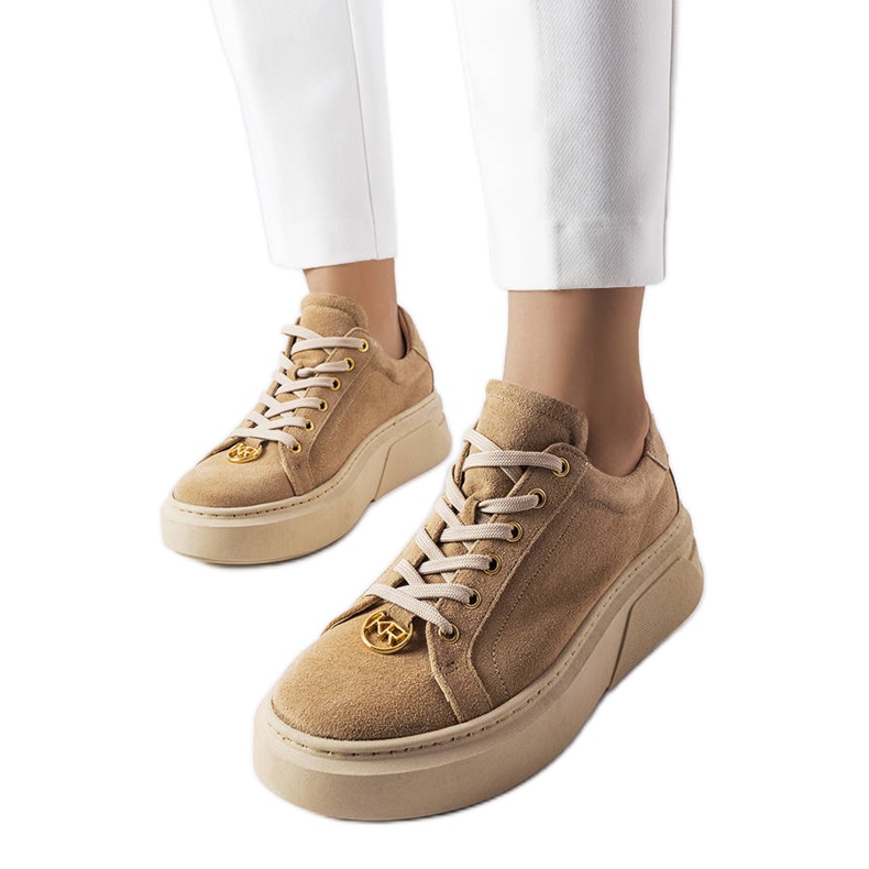 Escarpins en daim beige Karino
