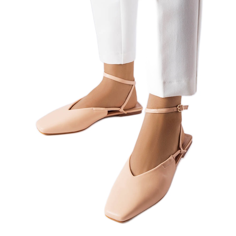 Sandales roses à bout fermé