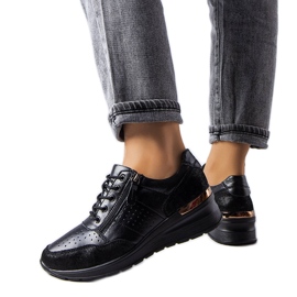 Chaussures en cuir ajouré noir Jazzar