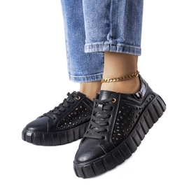 Baskets noires avec empiècements Patch dorés le noir Baskets noires avec empiècements Patch dorés le noir