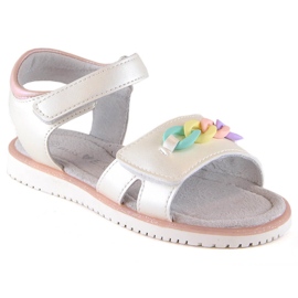 Evento Sandales velcro fille avec chaîne beige Miss Evento Sandales velcro fille avec chaîne beige Miss