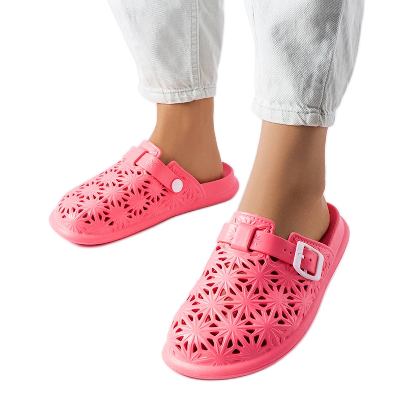 Chaussons en caoutchouc ajouré rouge Peverell