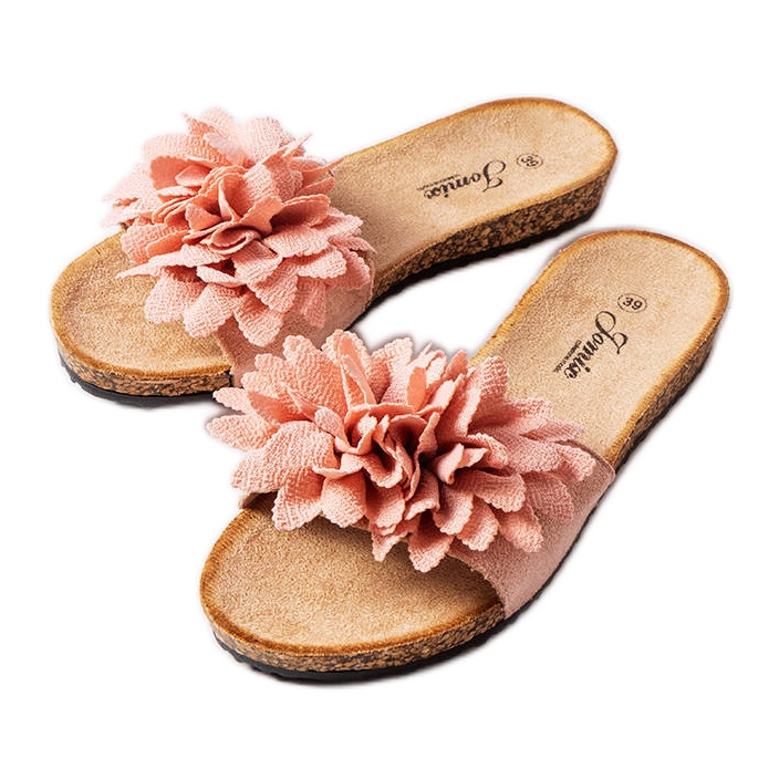 Chaussons roses décorés de fleurs Farland Chaussons roses décorés de fleurs Farland