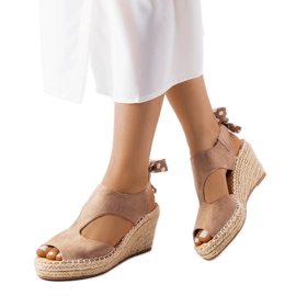 Espadrilles compensées marron de Dumoulin beige Espadrilles compensées marron de Dumoulin beige