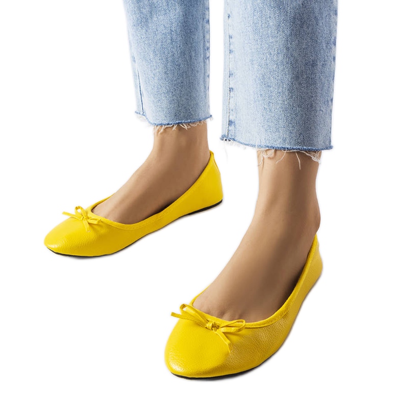 Ballerines jaunes ornées d'un nœud Vaillancour