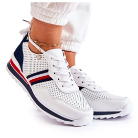 Evento Chaussures de sport femme en cuir blanc et bleu marine Jane