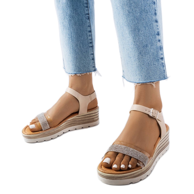 Sandales compensées beiges Bussière