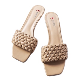 Sandales beiges à petits talons de Burbank