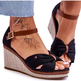 PS1 Sandales pour femmes sur un coin tressé noir Judith le noir