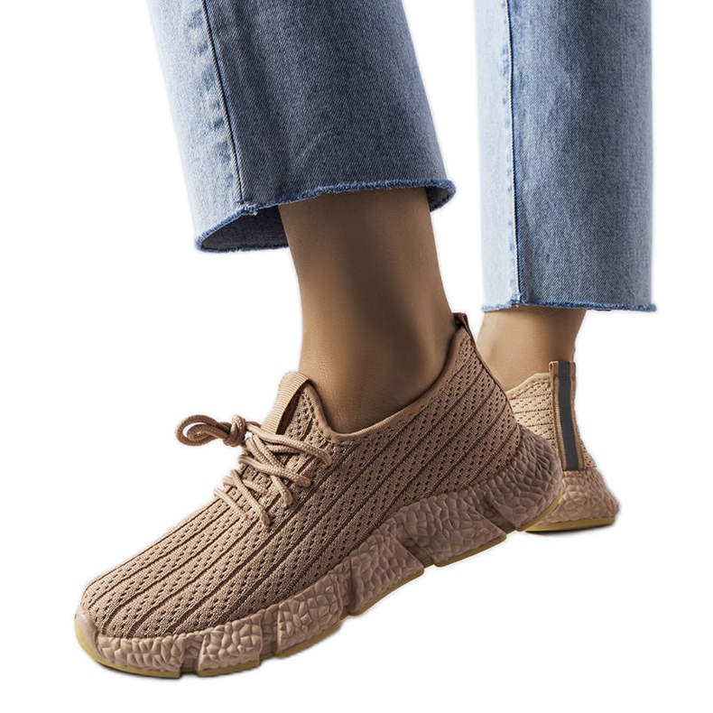 Inna Baskets de sport beiges d'Élodie