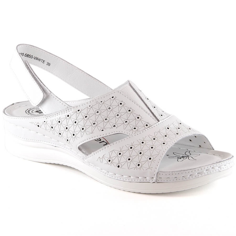 Sandales confortables en cuir pour femme avec bande velcro, blanc eVento 5850 blanche Sandales confortables en cuir pour femme avec bande velcro, blanc eVento 5850 blanche