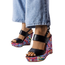 Sandales compensées noires à ornements Westtide le noir