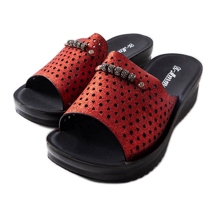 Inna Sandales compensées brillantes rouges de Liisa le noir