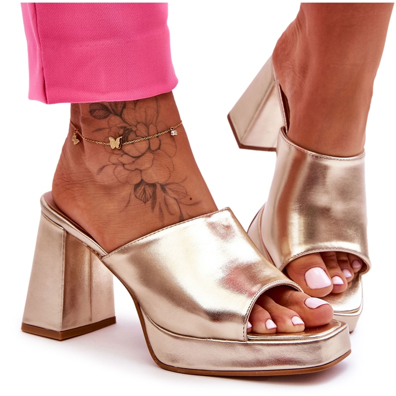 WS1 Escarpins dorés en cuir Livesa d'or