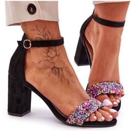 Sandales à talons hauts à la mode avec des pierres décoratives Black Love Me le noir
