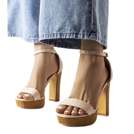 Inna Sandales beiges à talons Selsa
