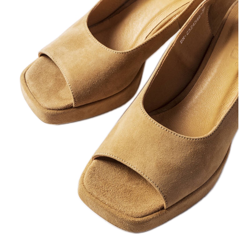 Sandales bloc en velours Karino beige Sandales bloc en velours Karino beige