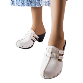 Sabots blancs Custer