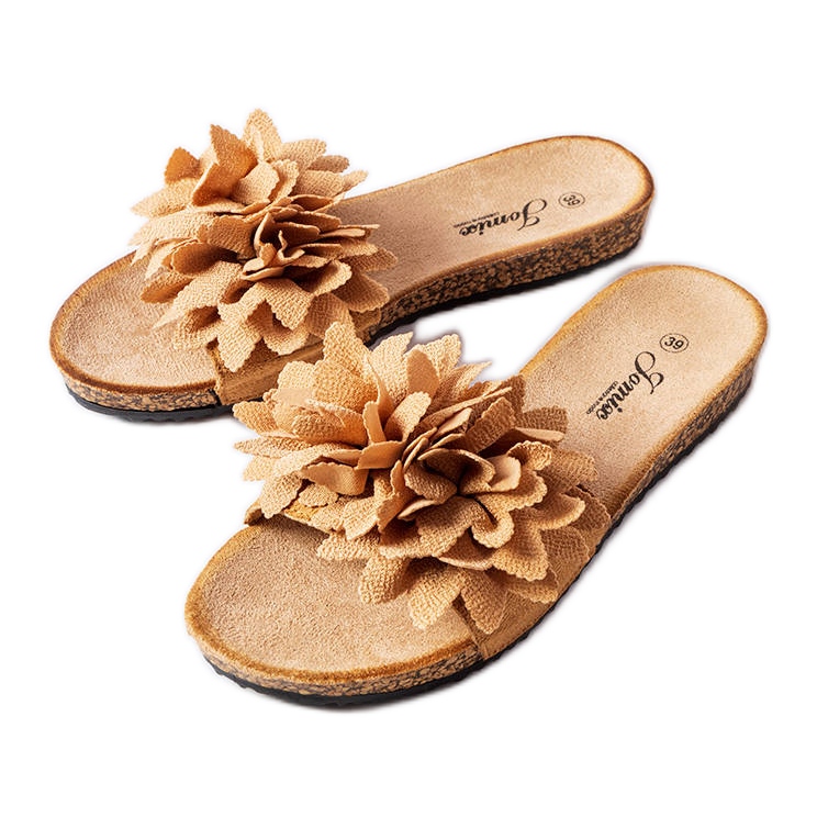 Chaussons marron décorés de fleurs Farland brun