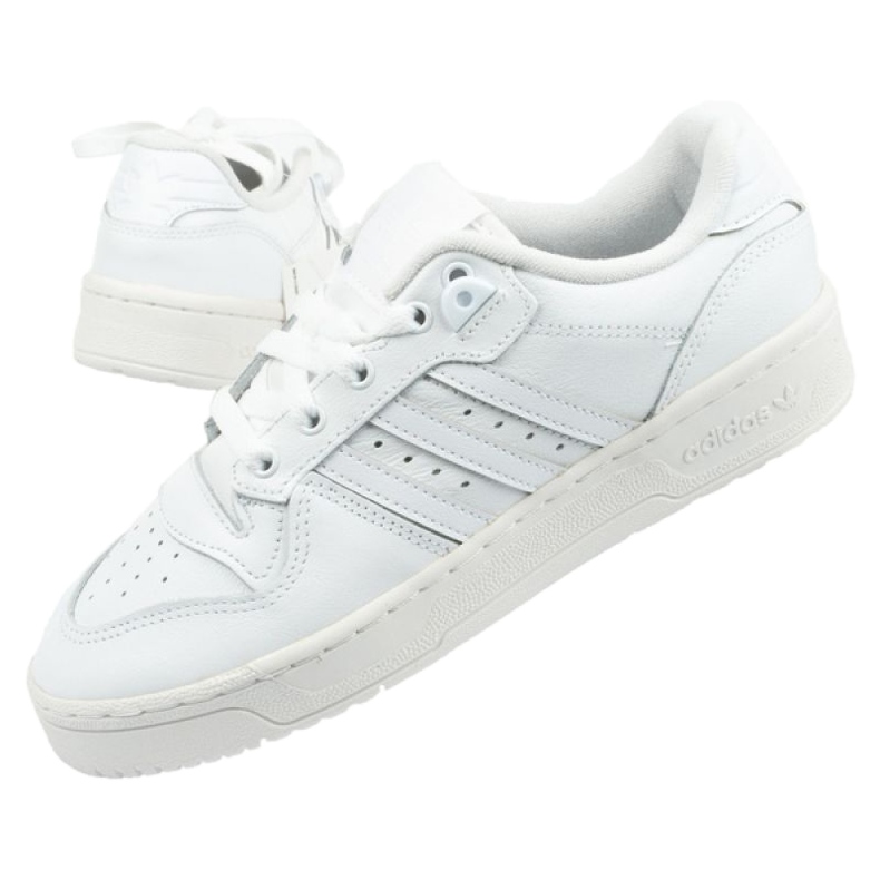 Chaussures Adidas Rivalry Low W FV4225 blanche Chaussures Adidas Rivalry Low W FV4225 blanche