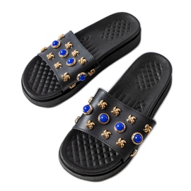 Claquettes noires décorées de Montesarchio