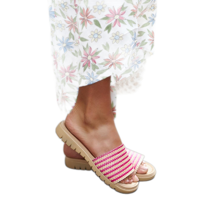 Claquettes Capovalle tressées roses Claquettes Capovalle tressées roses