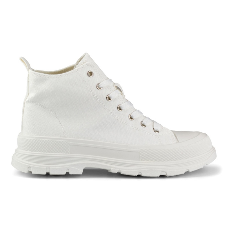 Baskets blanches au dessus de la cheville Baskets blanches au dessus de la cheville