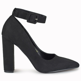 Escarpins noirs pour femme fermés à la cheville le noir