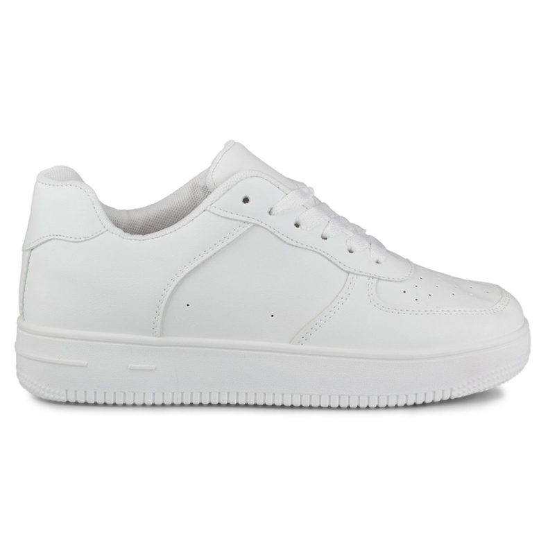 Baskets de sport blanches classiques avec une semelle blanche