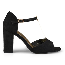 Sandales élégantes à talons hauts avec décoration dorée le noir