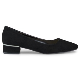Escarpins noirs sur petit talon le noir