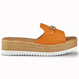 Chaussons femme orange à semelle compensée basse Chaussons femme orange à semelle compensée basse
