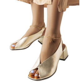Sandales bloc doré Karino
