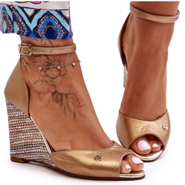 Sandales compensées en cuir Laura Messi 2603/784 Or doré