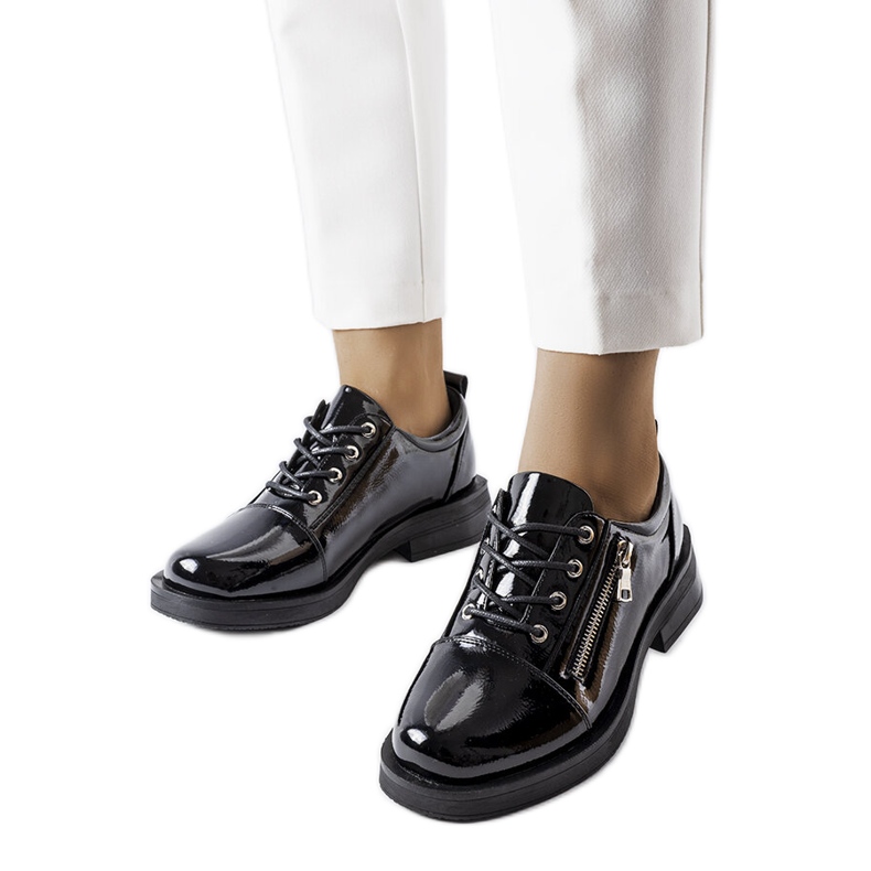 Inna Chaussures femme Diamante laquées noires le noir