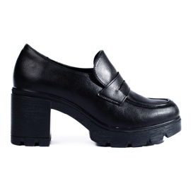 W. Potocki Chaussures noires à talons de Potocki