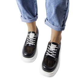 Inna Chaussures Tasmin massives ajourées noires le noir Inna Chaussures Tasmin massives ajourées noires le noir