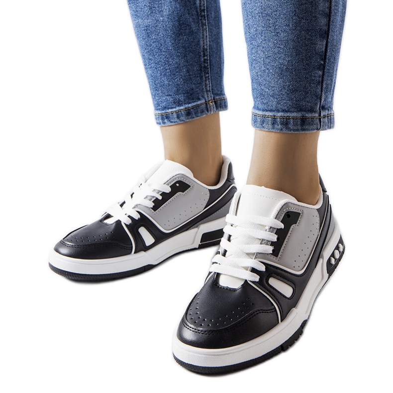 Baskets de sport noires Willson le noir Baskets de sport noires Willson le noir