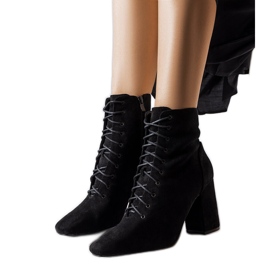 Bottines noires à lacets Drouins